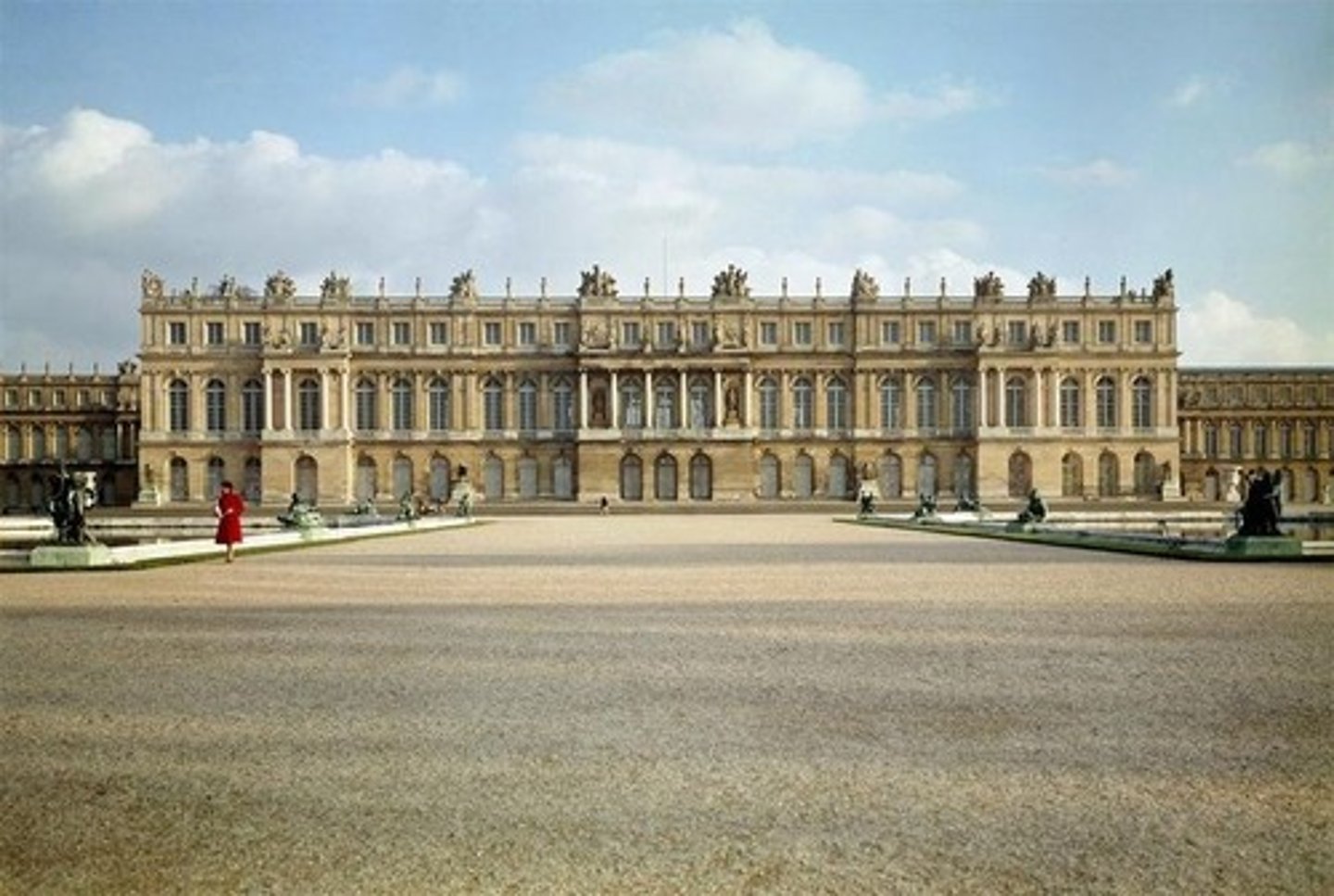 <p>Versailles</p>