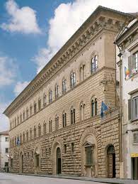 <p>THE MEDICI PALACE / FAÇADE, PALAZZO MEDICI-RICCARDI, FLORENCE</p>
<p>%%<strong>(FIFTEENTH-CENTURY ITALY)</strong>%%</p>
<p>==<strong>(EARLY RENNAISSANCE IN FLORENCE)</strong>==</p>