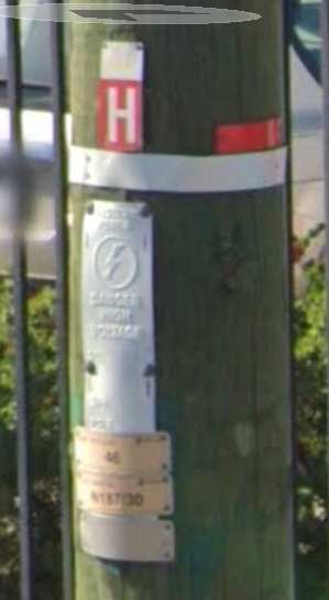 <p>Polish/Indonesian flag, yellow and the long white stícker</p>