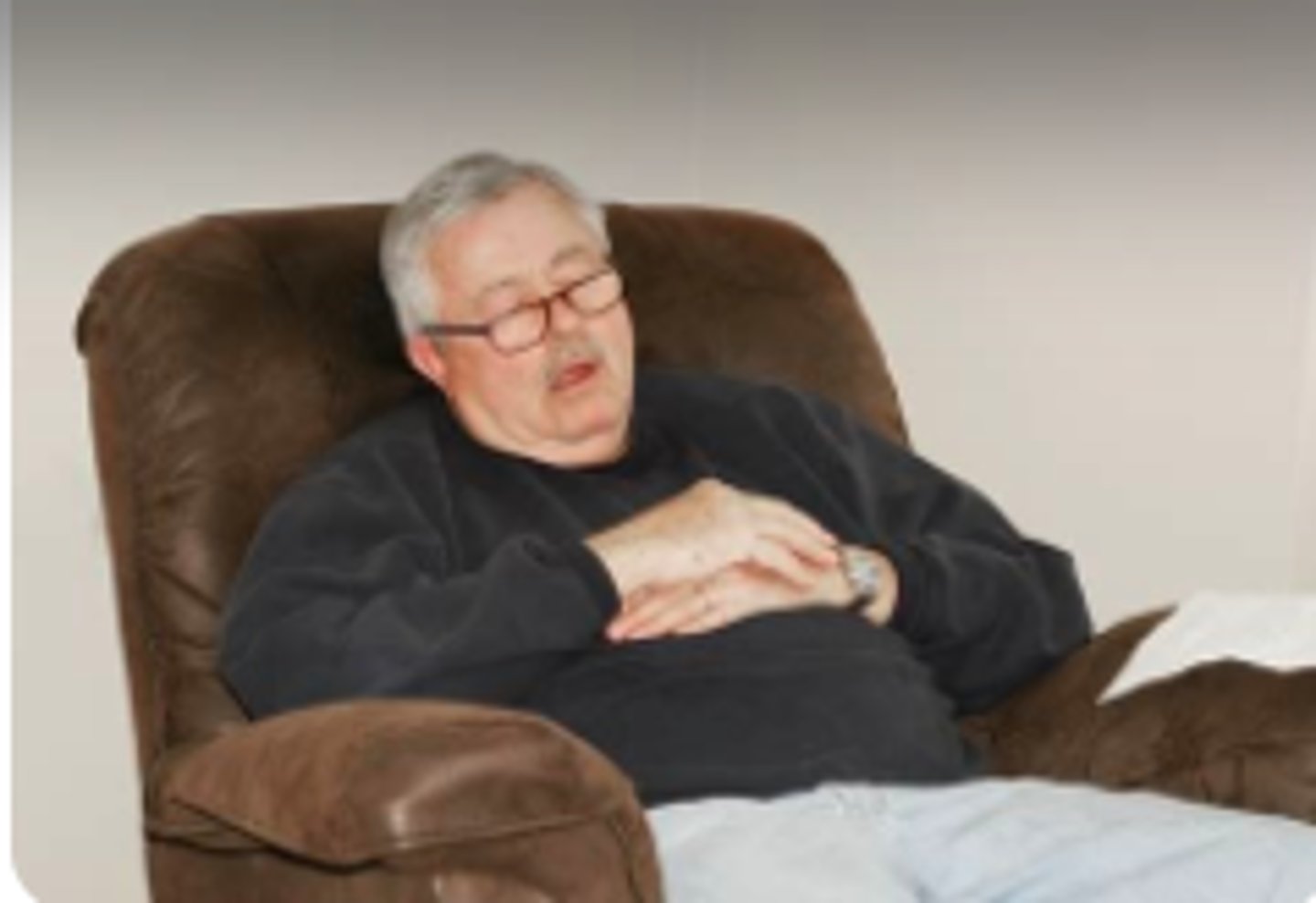 <p>Sedated patients can't report paresthesia during injection, and injuries may lack clinical or radiographic signs.</p>