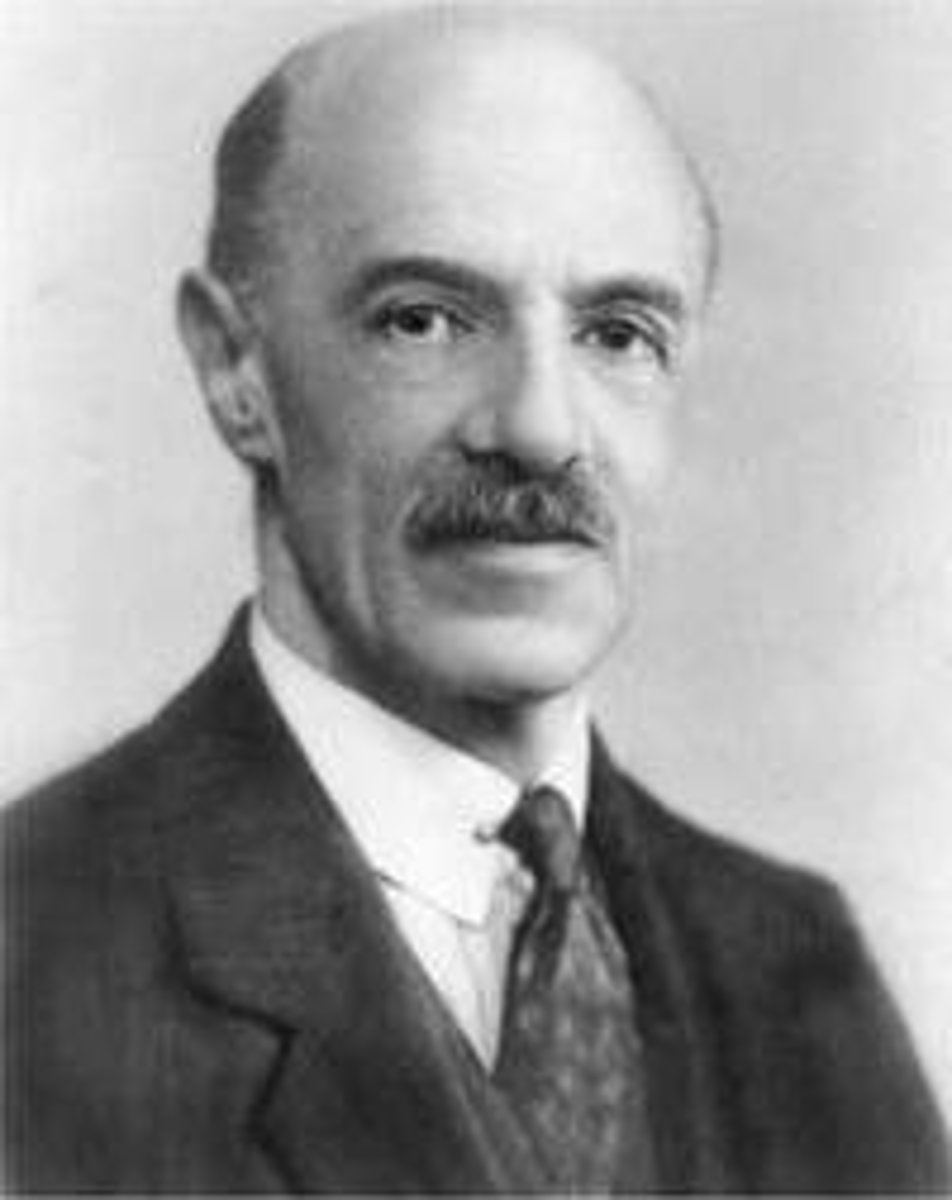<p>1863-1945; Field: intelligence; Contributions: found that specific mental talents were highly correlated, concluded that all cognitive abilities showed a common core which he labeled 'g' (general ability)</p>