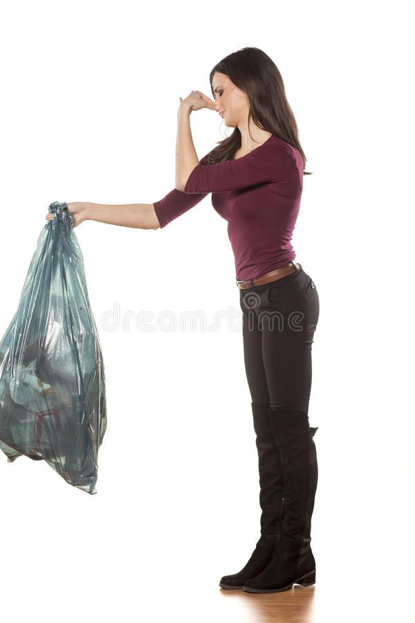 <p>отвращение, брезгливость</p>