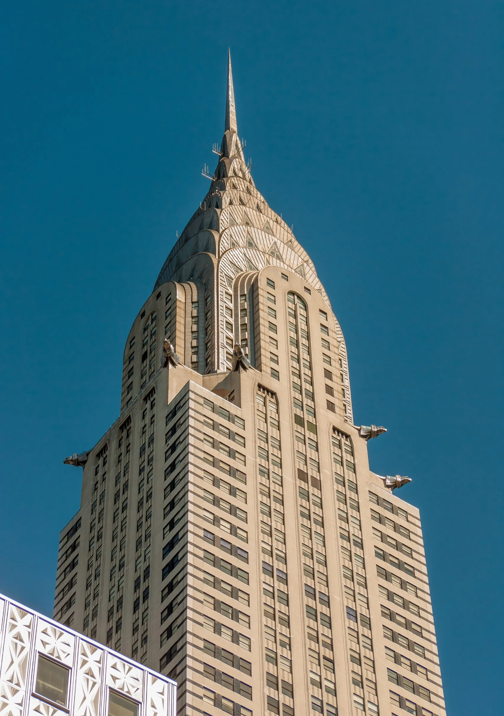 <p><span>Chrysler Building (New York City)</span></p>