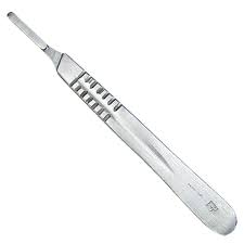 Holding large scalpel blades for cutting heavy tissue or bone. Use with a 20,21,22, or 23 blades