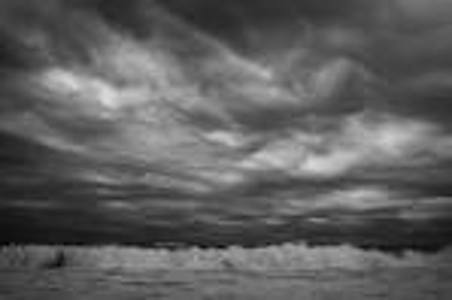 <p>суцільна хмарність</p>