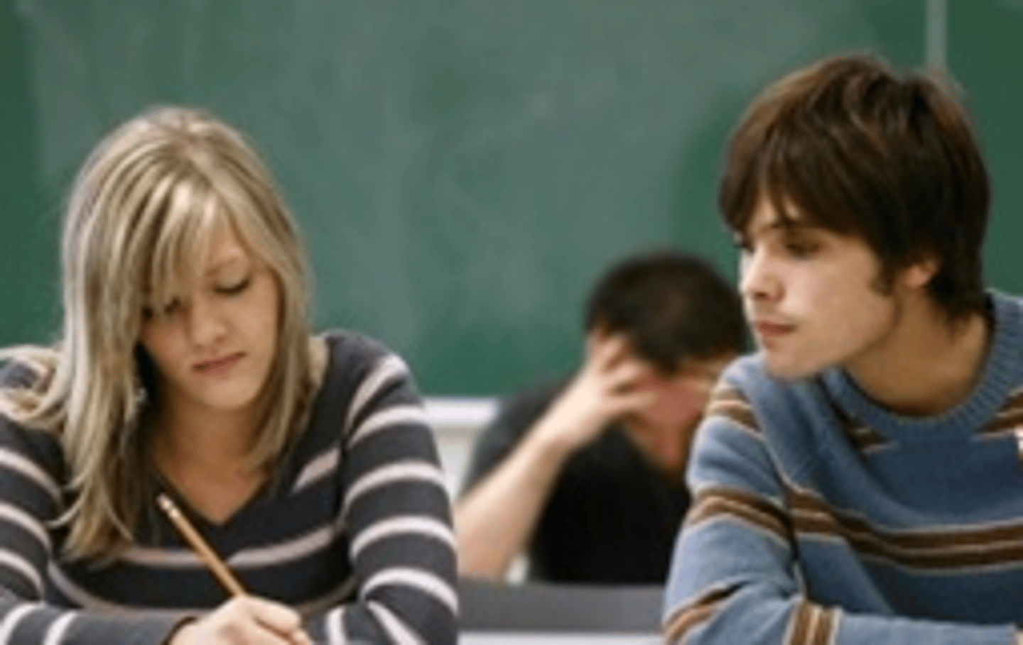 <p>перевірити/порівняти свої відповіді</p>