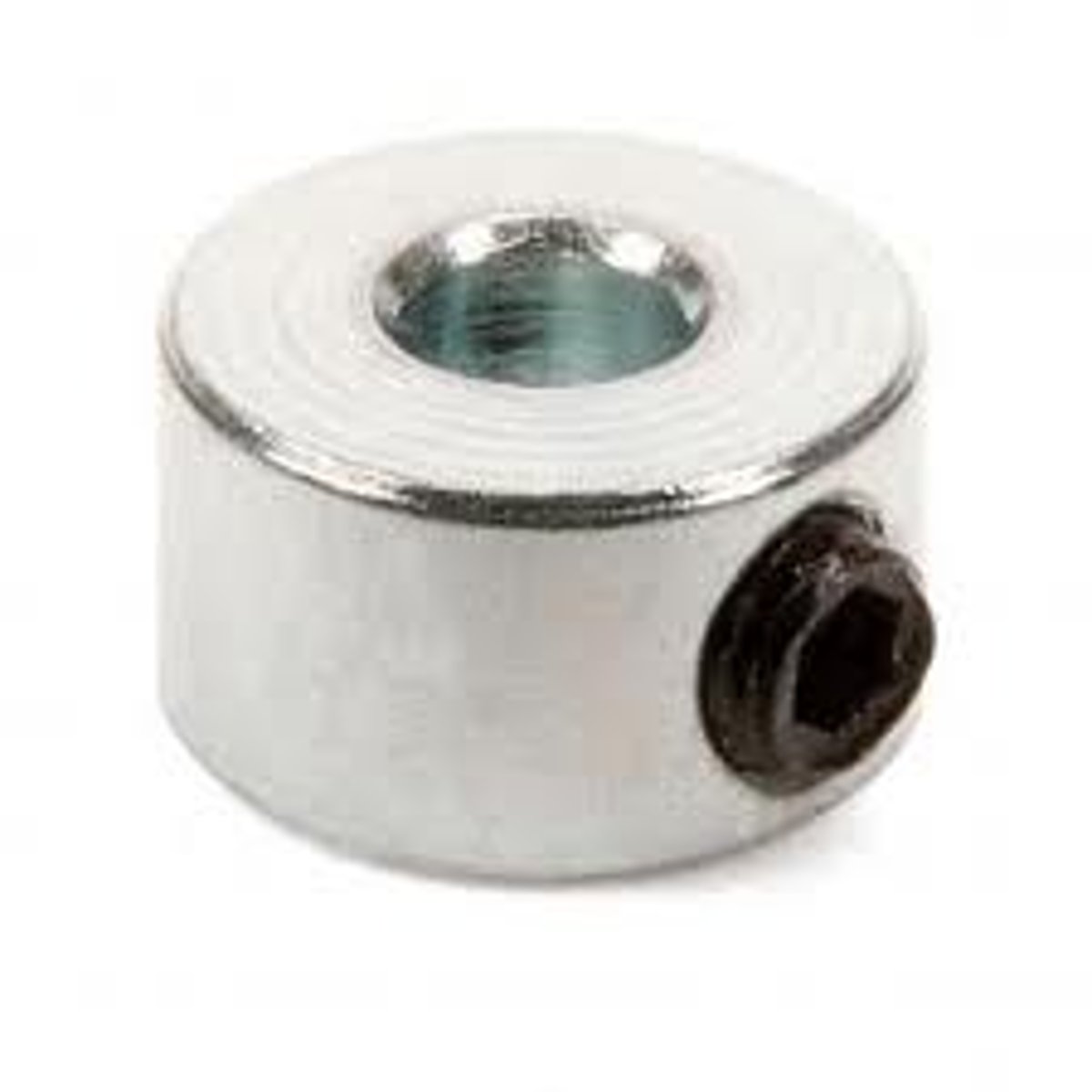 <p>A type of spacer that can be set to remain stationary at any given point along an axle.</p>