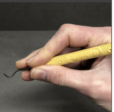 <p>is this a good example of the modified pen grasp</p>