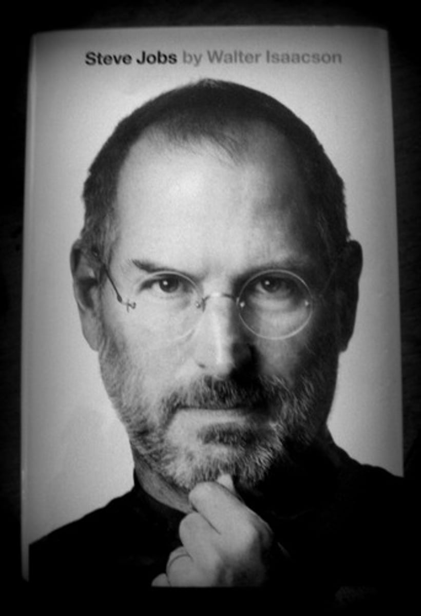 <p>1. leader, founder<br>2. first develop, (first) start, first use, introduce<br>선구자<br>개척하다</p>