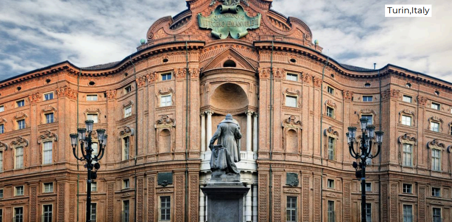 <p>Palazzo Carignano</p>