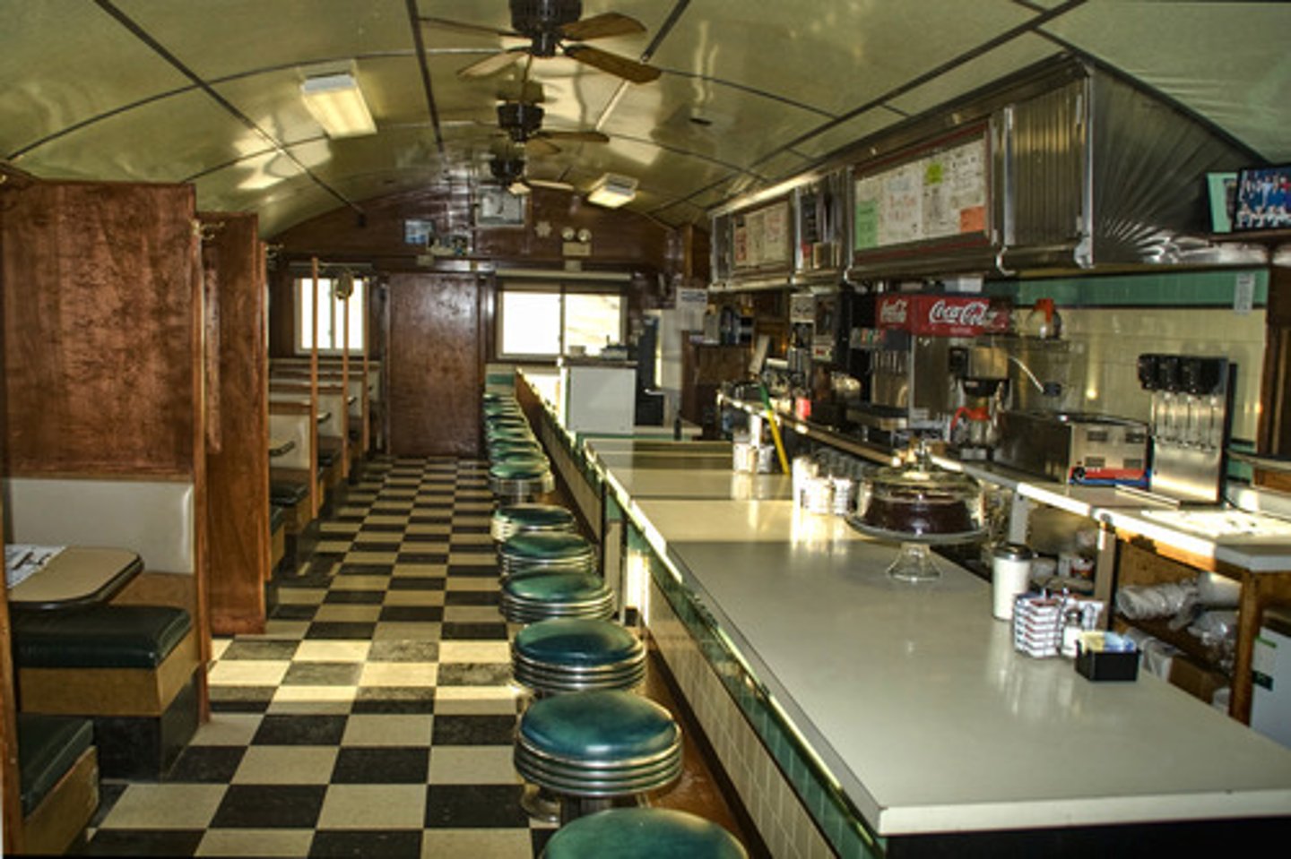 <p>kleines Restaurant</p>