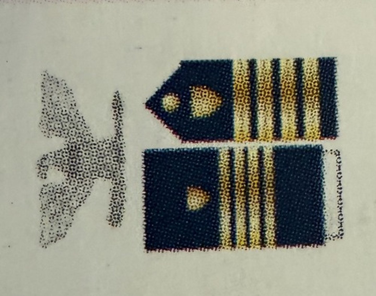 <ul><li><p><strong>Collar Device:</strong> Zero One Silver Eagle</p></li><li><p><strong>Sleeve Insignia:</strong> Zero Four Half-Inch Gold Bands</p></li></ul><p></p>