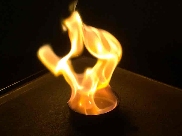 <p>Lågfärg gul</p>