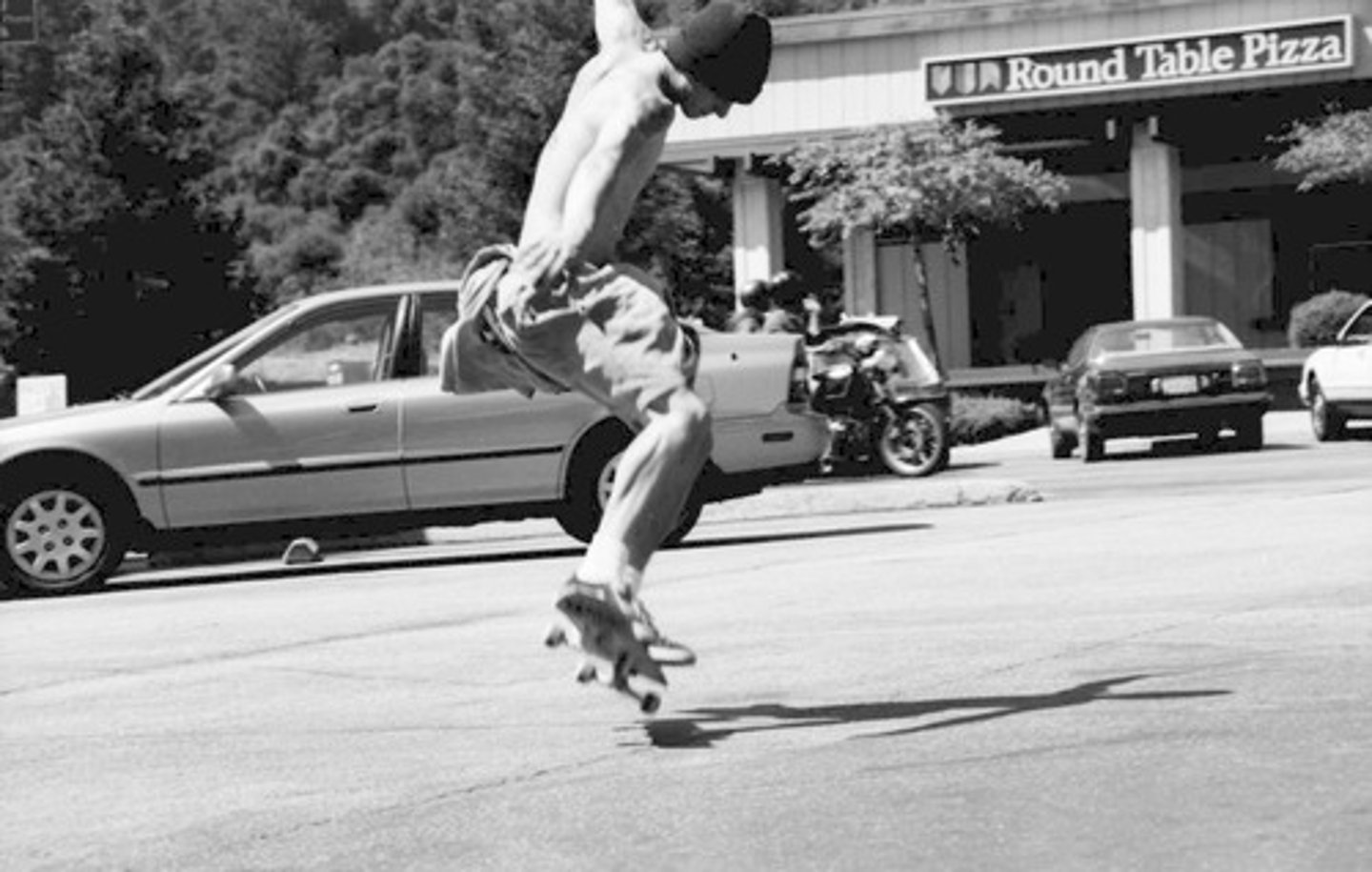 <p>to skateboard</p>