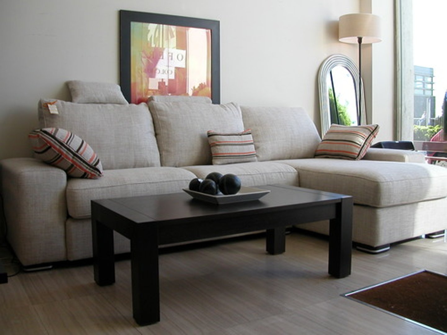 <p>sofa</p>
