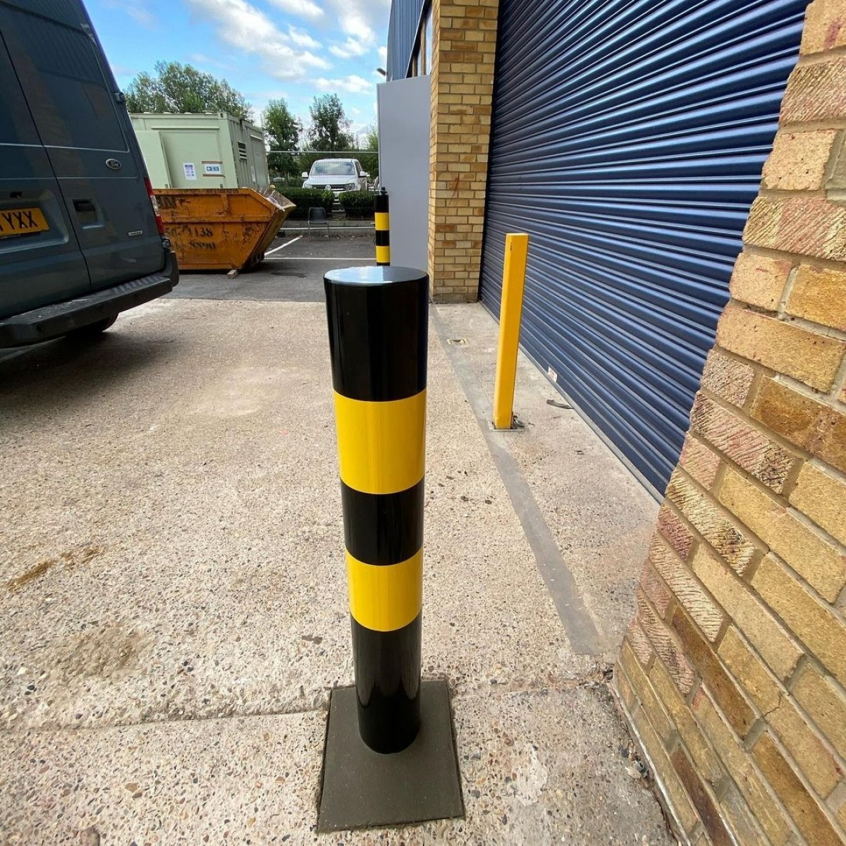 <p>Flexible Post/Bollard</p>