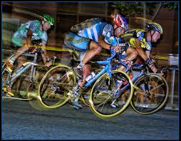 <p>Images are more appealing when subjects are in odd-numbered groupings (3, 5, 7, etc.)</p>