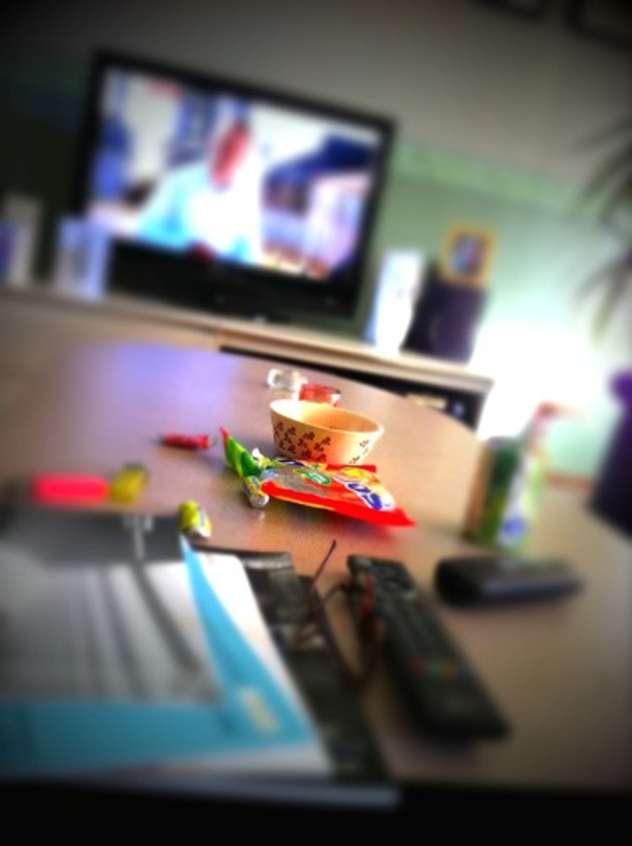 <p>You watched television.</p>