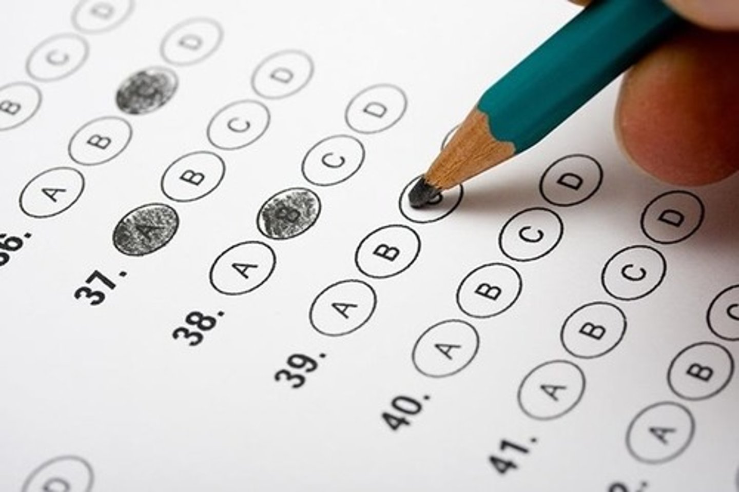 <p>el examen</p>
