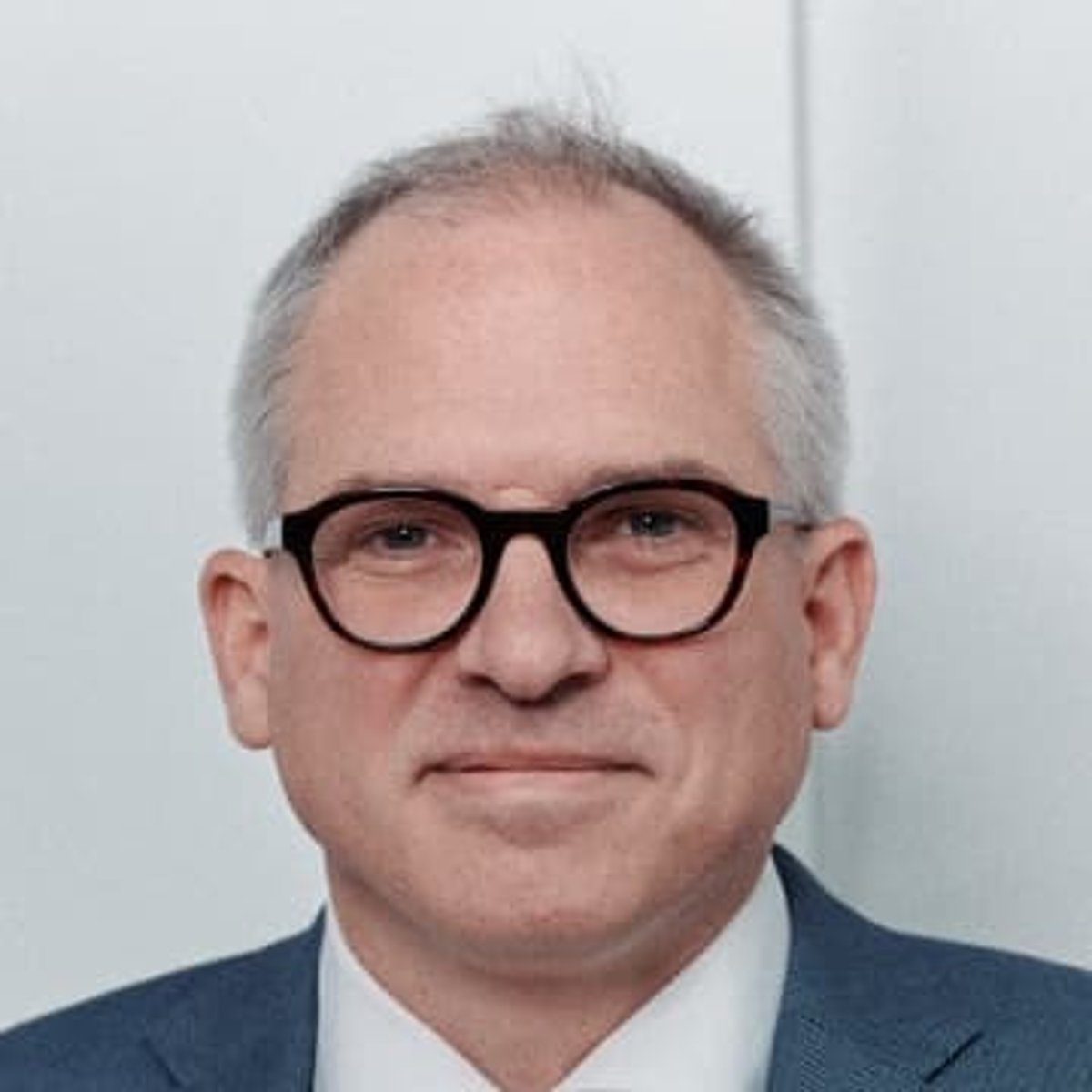 <p>N-VA, Minister-president</p><p>Vlaams minister van Economie, Innovatie en Industrie, Buitenlandse Zaken, Digitalisering en Facilitair Management</p>