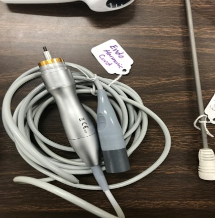 <p>Cuts and coagulates with minimal latera tissue damage, laparoscopic and open procedures. Uses<strong><mark data-color="red" style="background-color: red; color: inherit"> ultrasonic vibration</mark></strong> instead of electric current to cut and cauterize tissue</p>