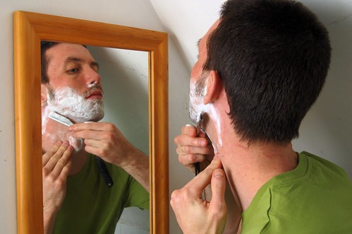 to shave ones self