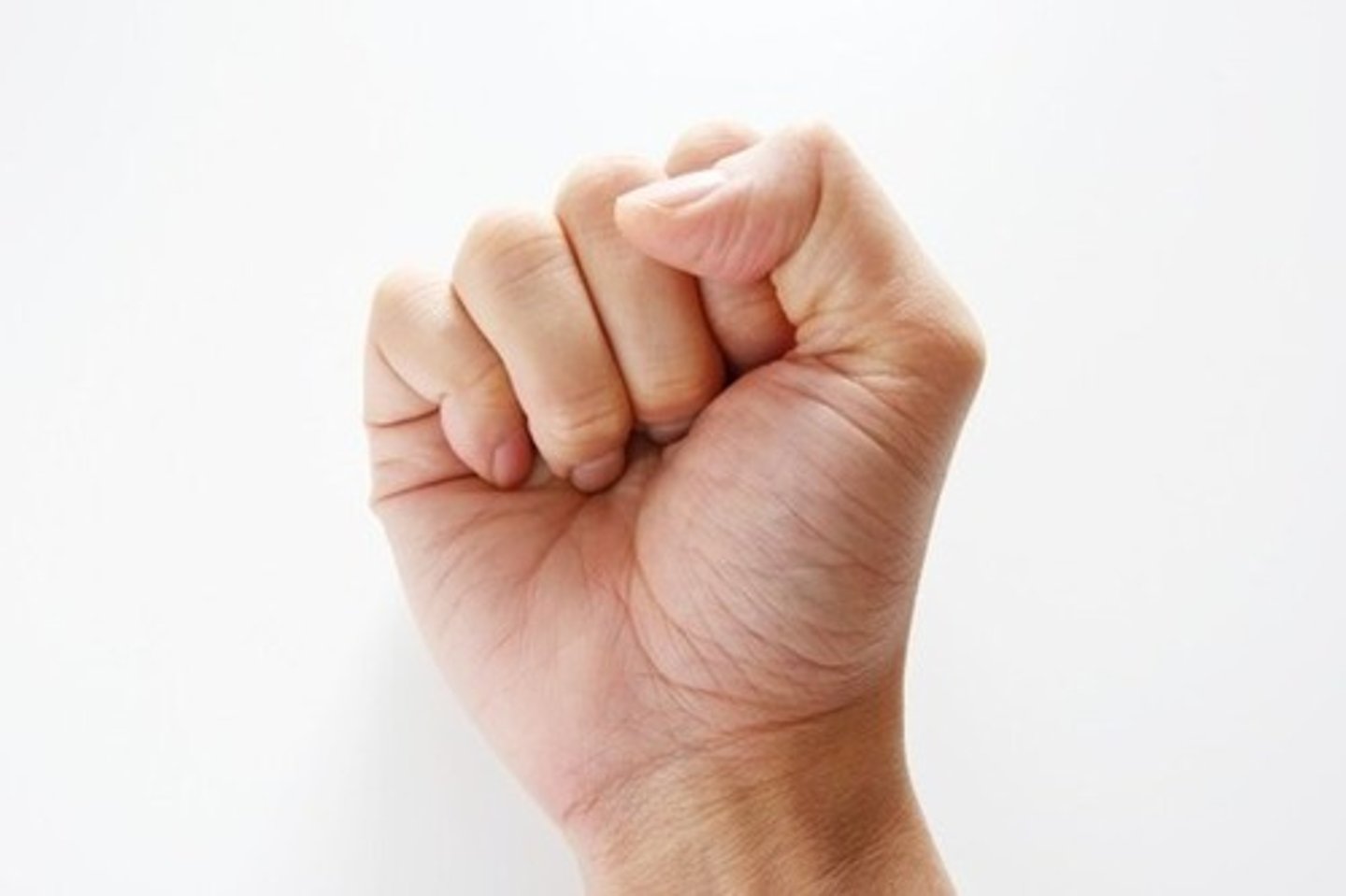 <p>[ÁC]</p><p>(を-にぎる)</p><p>nắm chặt</p>