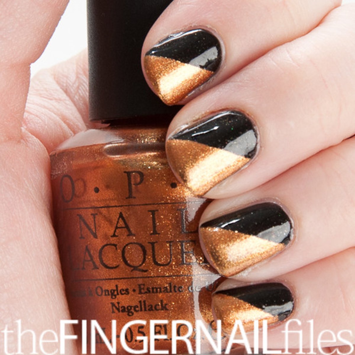 <p>лакувати</p>