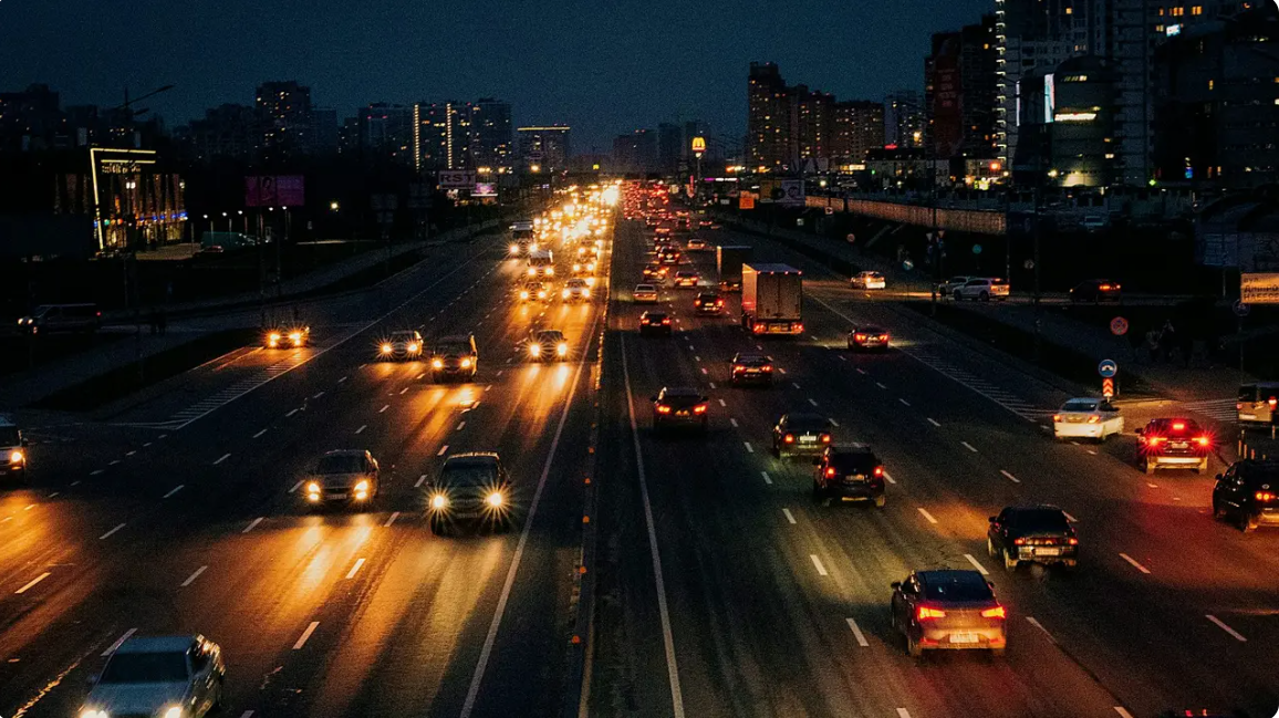 <p>Responsible Driving (Nighttime): What Does It Mean To ‘Over Drive’ Your Headlights? Why Is It Bad?</p>