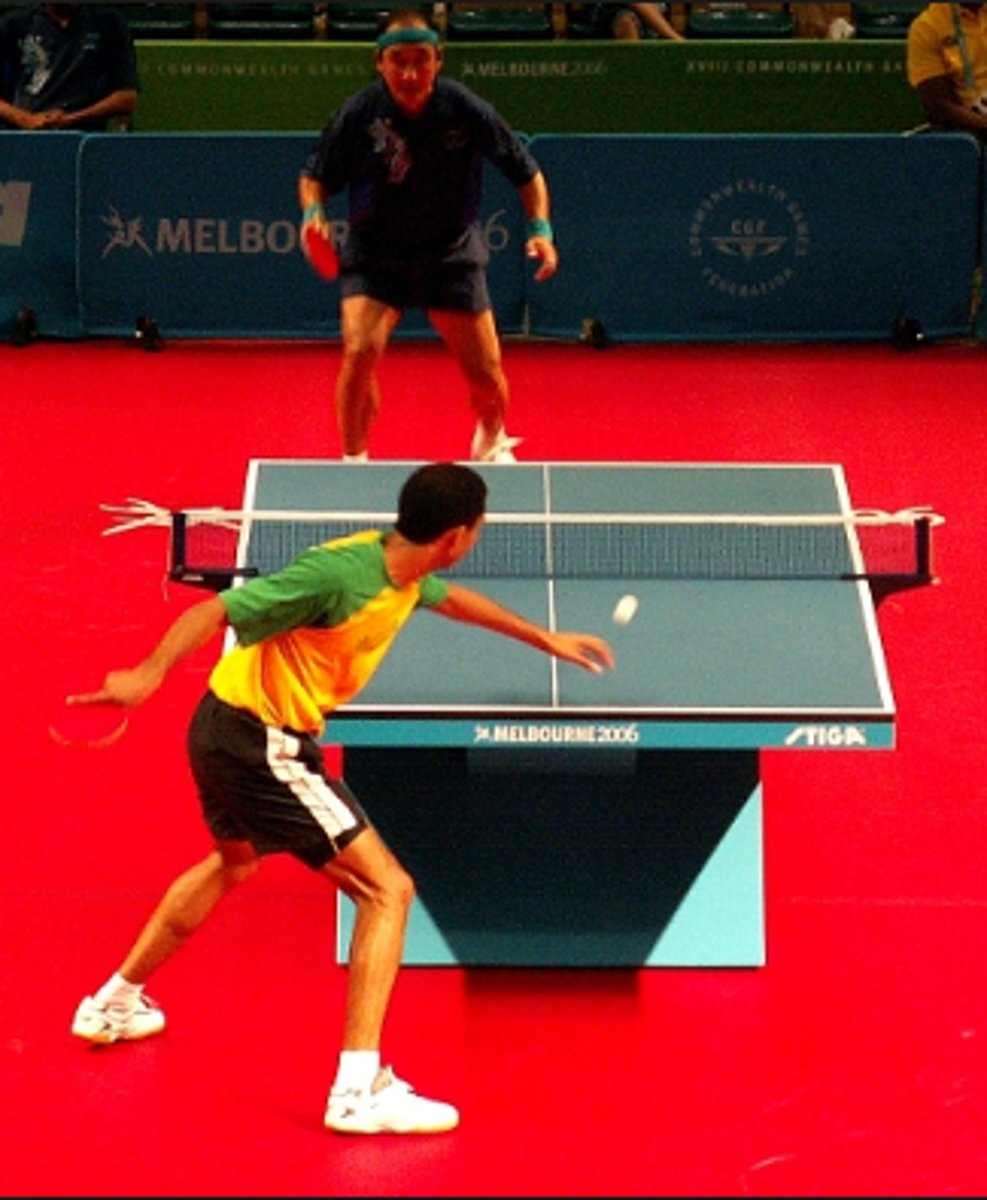 <p>au ping-pong</p>