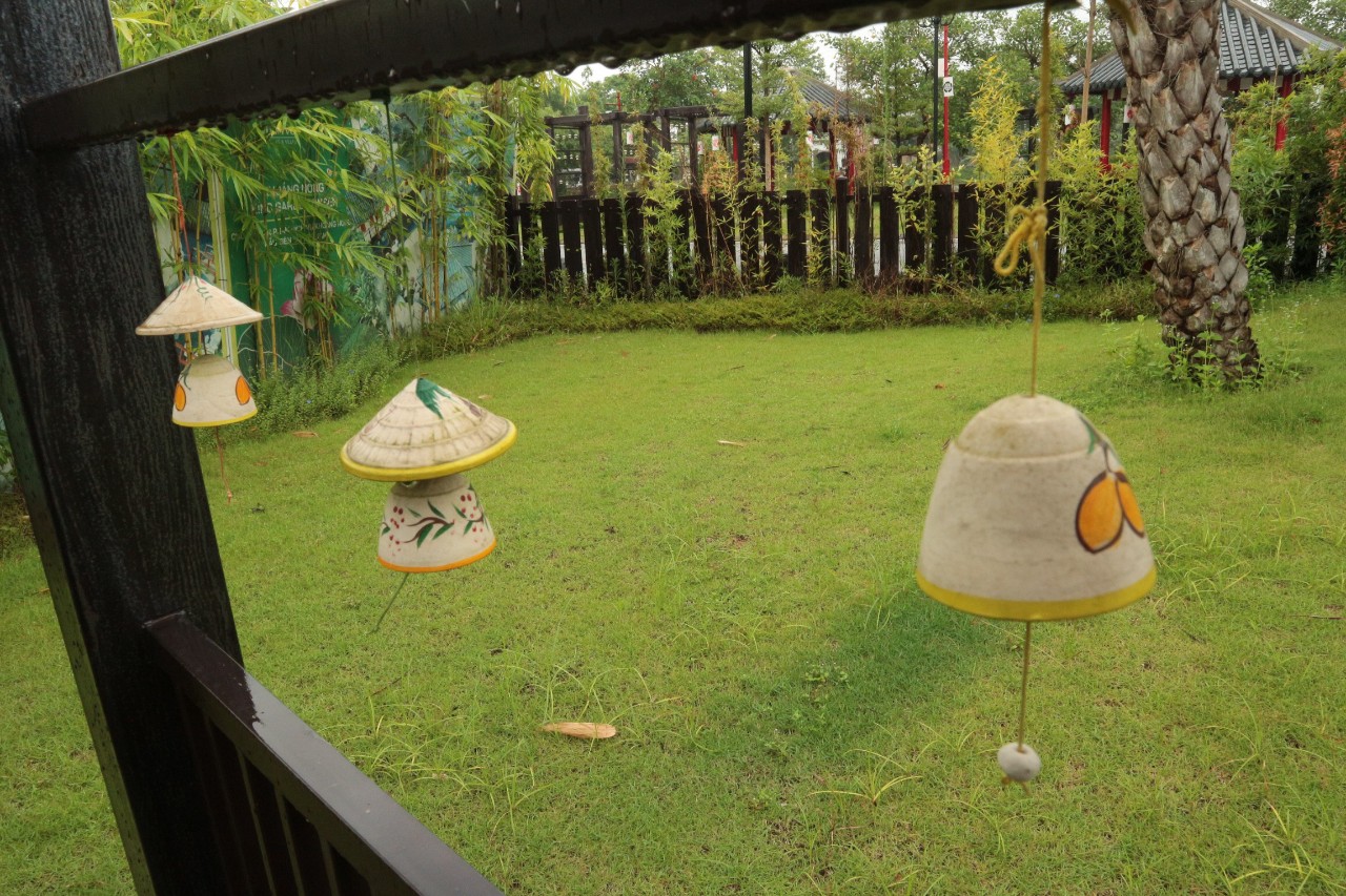 <p>Màu xanh lá cây</p>