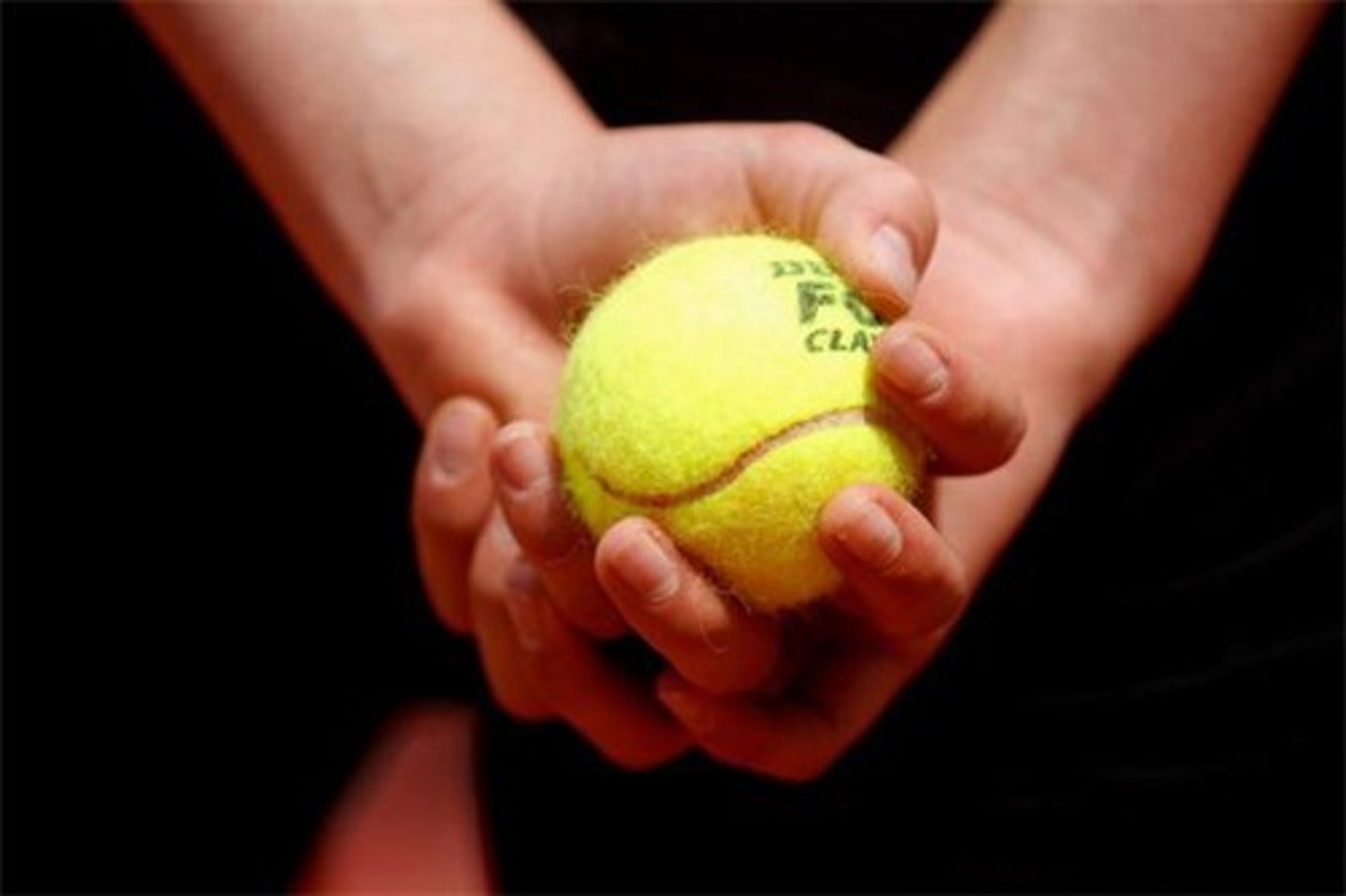 <p>to take hold of it quickly, usually with your hands, and sometimes with force</p>