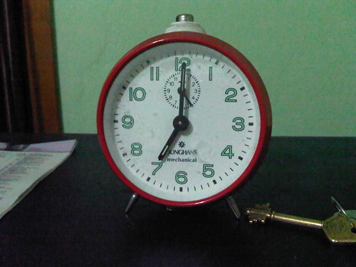 <p>At what time is it?</p>