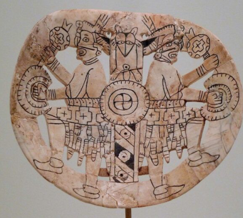<p>3.14 Spiro, Craig’s Mound, Raccoon Dancers Shell Gorget, c. 1000-1400 CE</p>