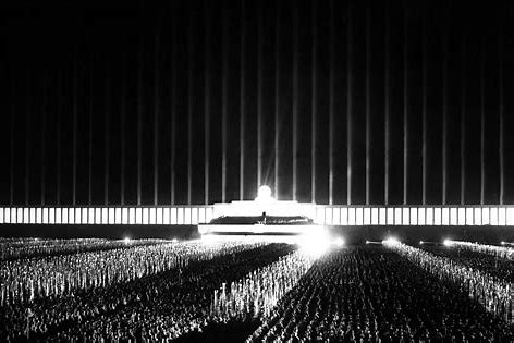 <p>150 lights around parade, giving powerful</p>