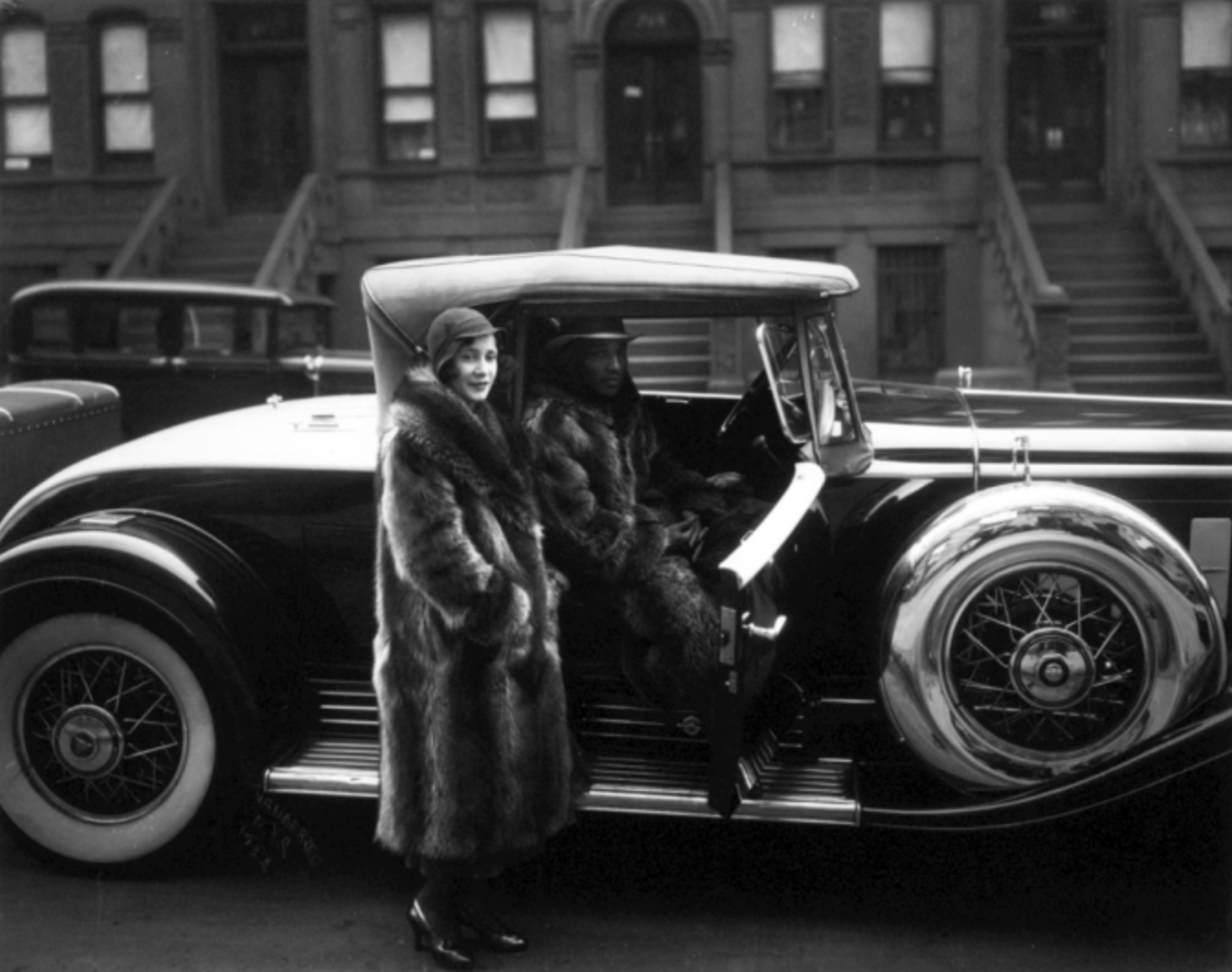 <p>James Van Der Zee, Harlem Renaissance</p>