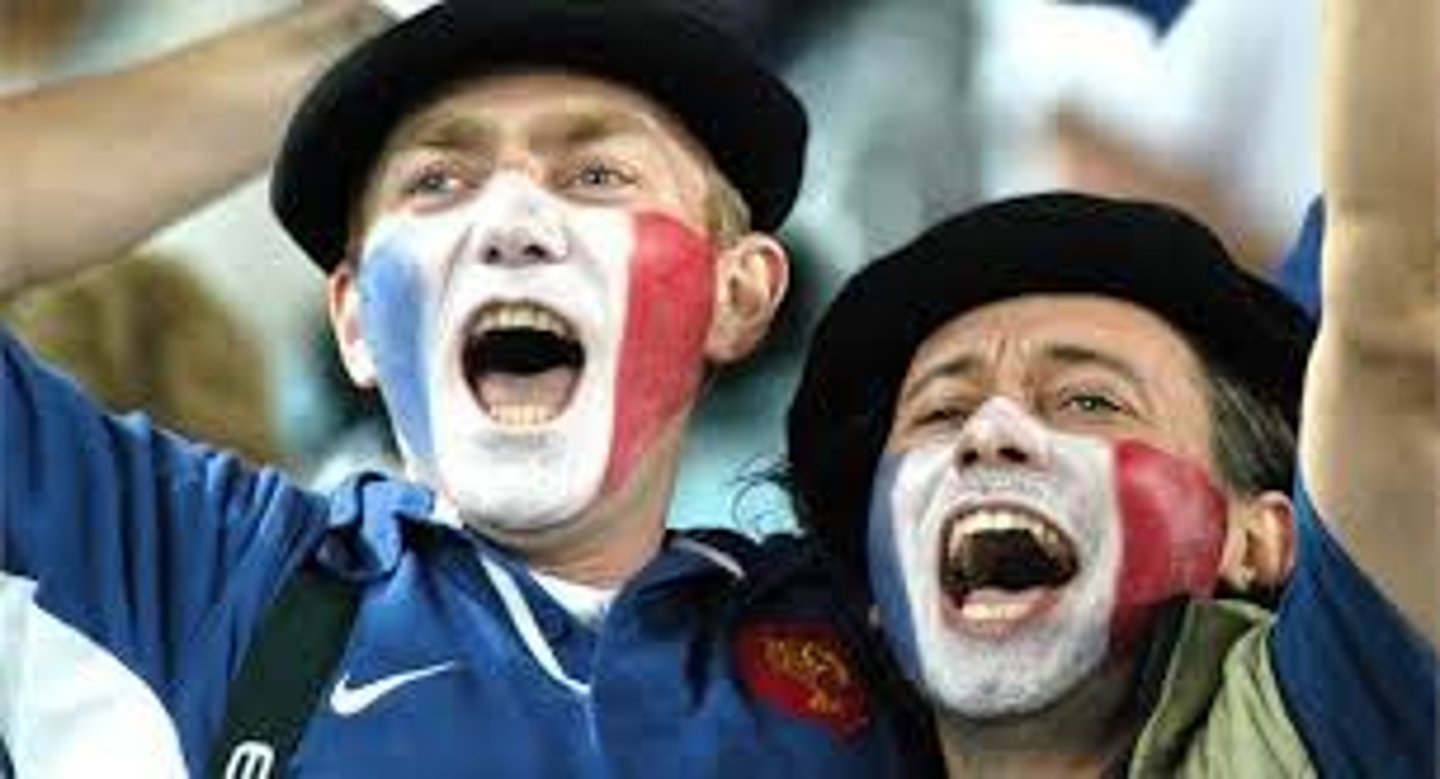 <p>người ủng hộ, người đề xướng | Ex: A proponent of reform.</p>