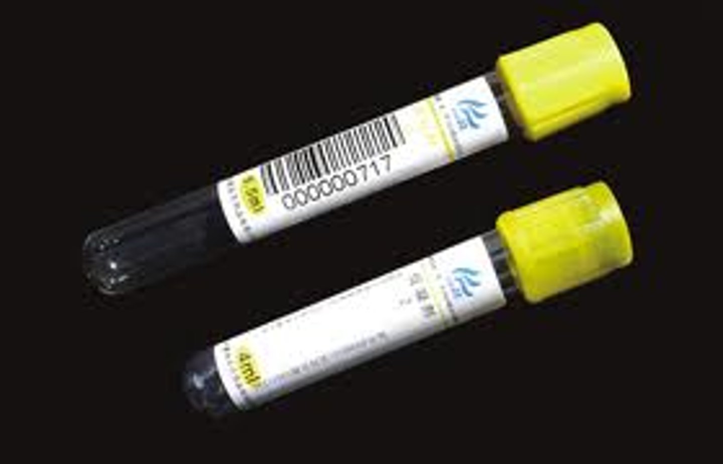 <p>Ống lấy máu - chứa mẫu máu để xét nghiệm. (She filled the blood collection tube - Cô ấy lấy đầy ống máu.)</p>