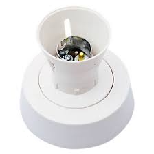 devices that hold and protect the lamp