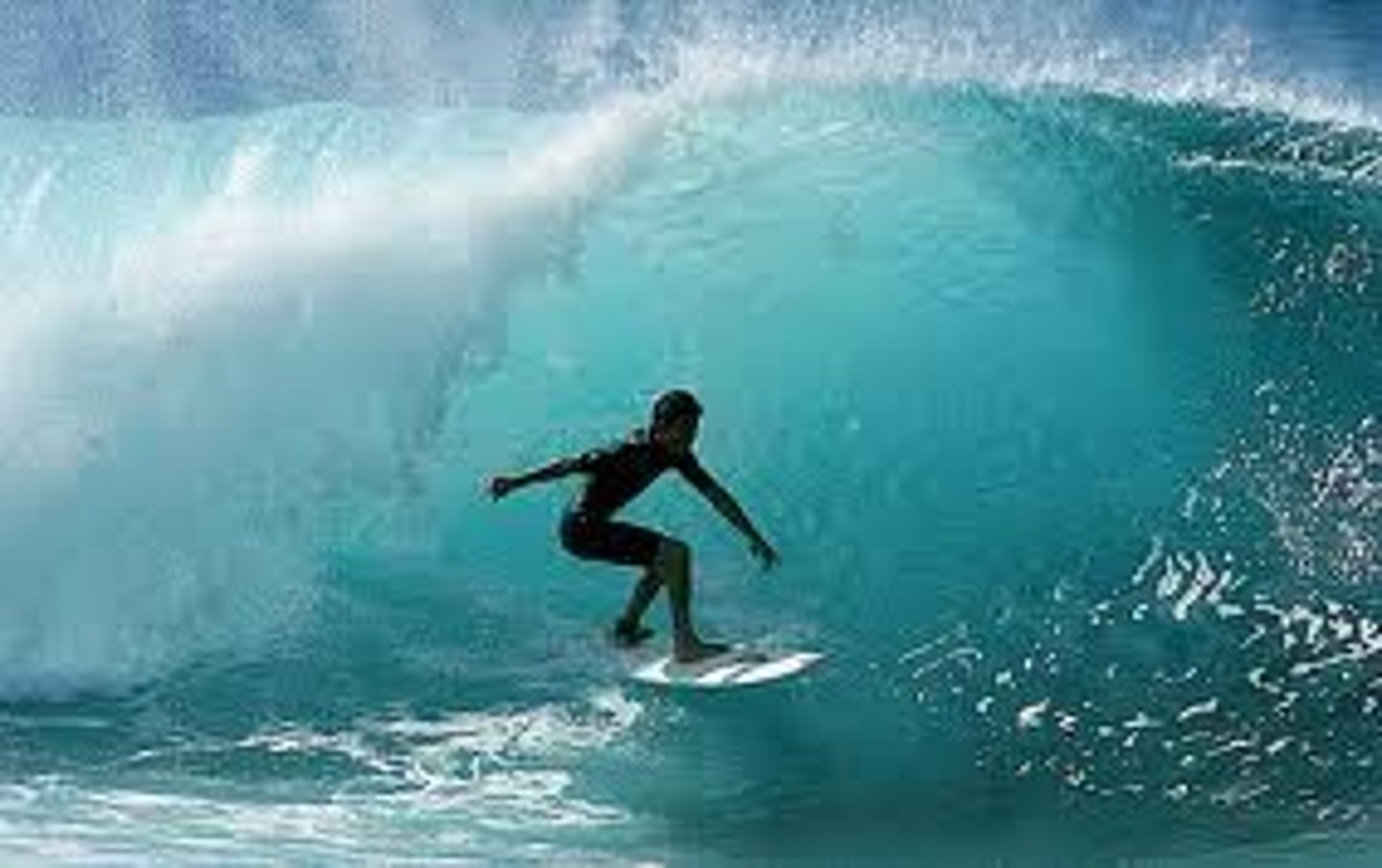 <p>surfing</p>