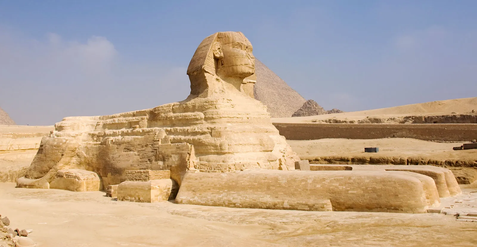 <p><span>Pyramids on the Giza Plateau</span></p><p><span>Great Sphinx&nbsp;</span></p>