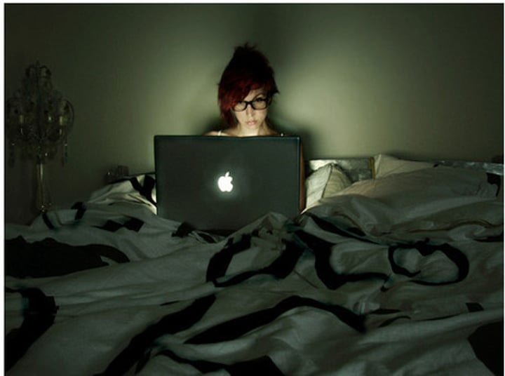 <p>[adj.] someone who likes to be awake at night</p>