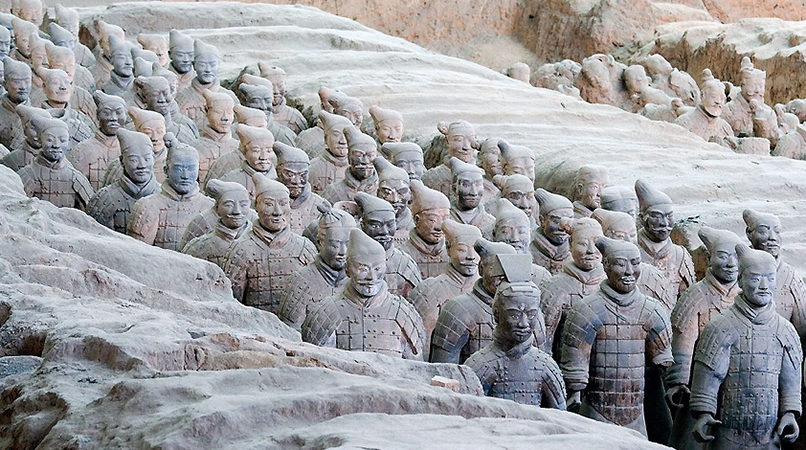 The Tomb of 1st Emperor of Qin had a thousand of life-size soldiers and horses that were all uniquely designed. 