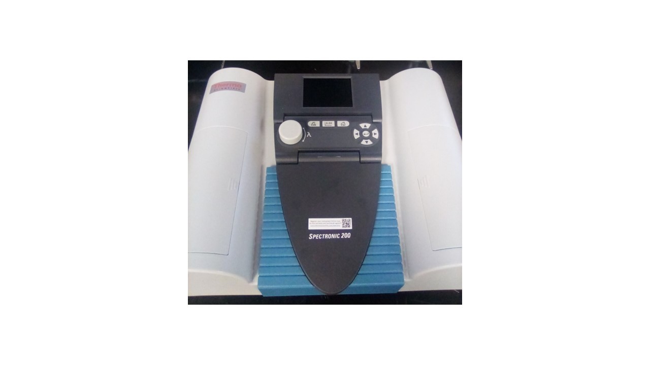 <p>spectrophotometer&nbsp;</p>
