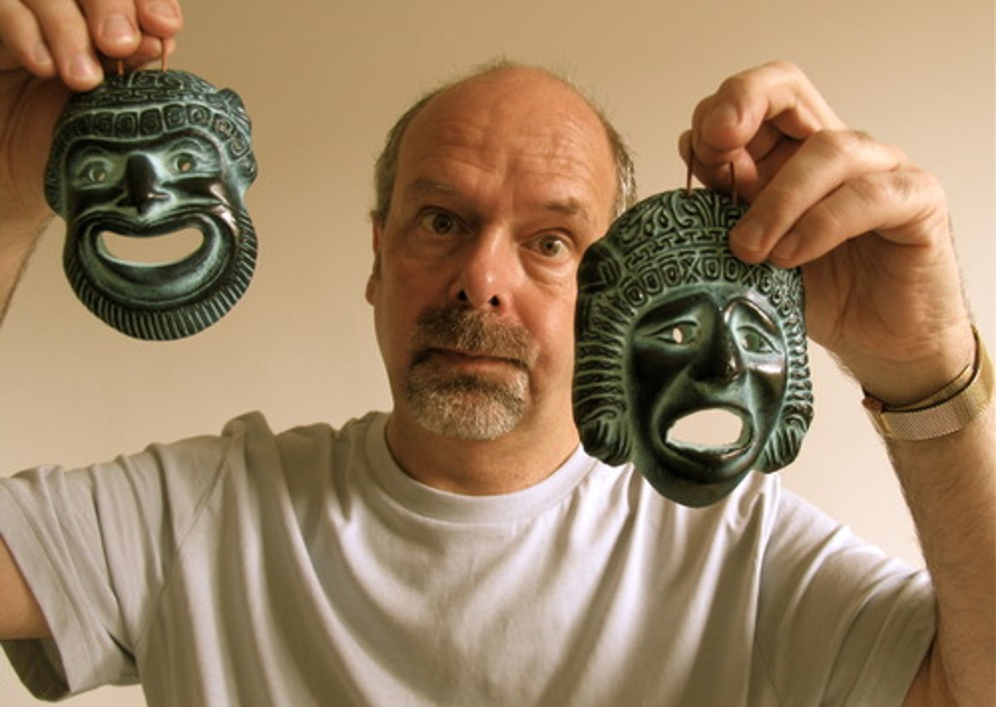 <p>mâu thuẫn trong tư tưởng</p>