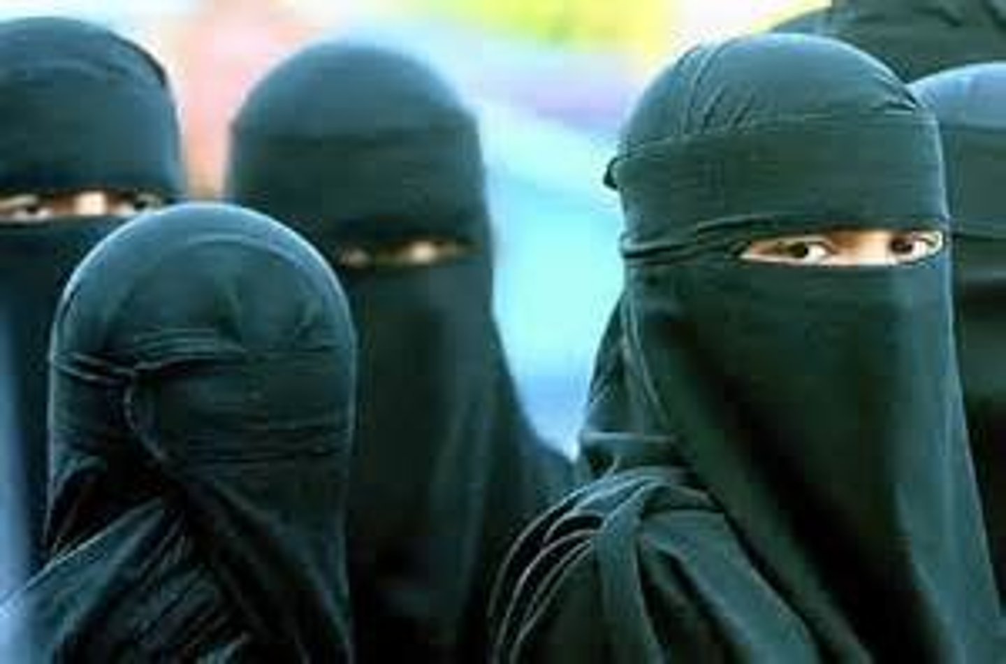 <p>Muslims (feminine, plural)</p>