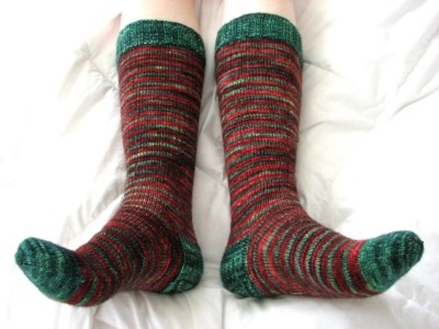 <p>knee socks</p>