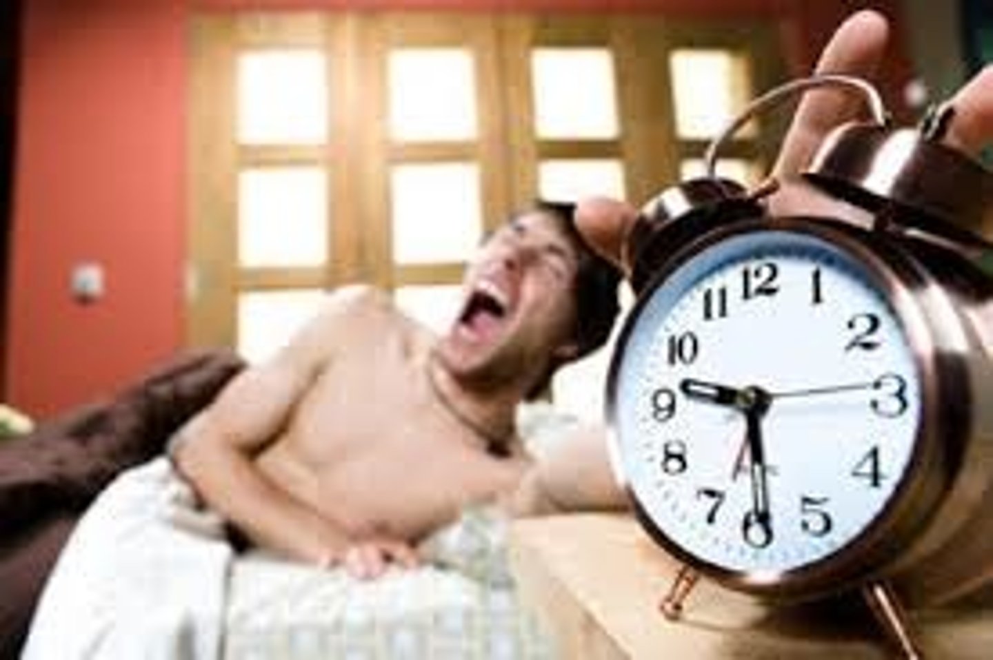 <p>You woke yourself up. (Tú)</p>