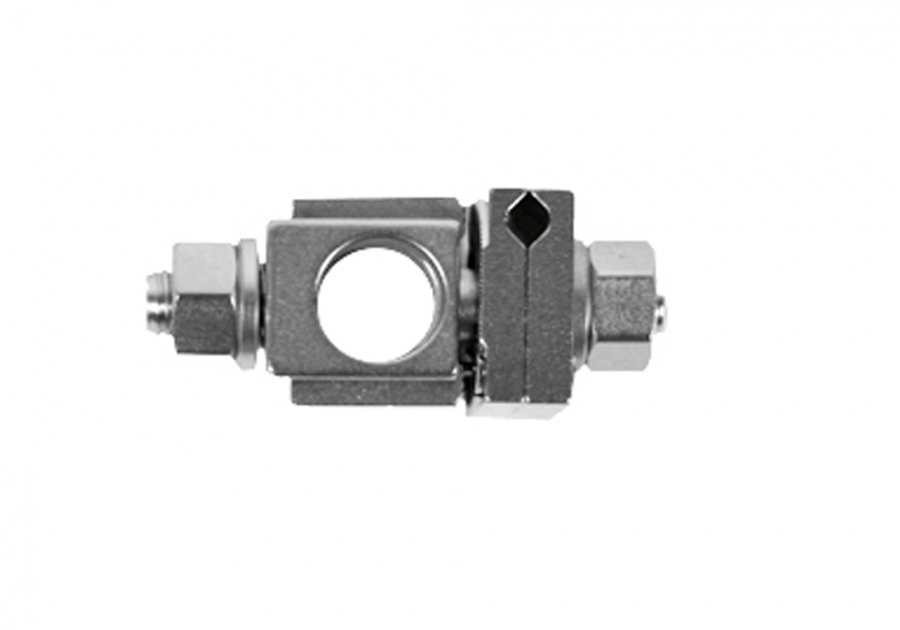 <p><span>Accepts 4.0 mm to 6.0 mm Schanz Screws, Steinmann Pins and the Triple Trocar assembly: 3.5 mm Trocar and Drill Sleeves or 3.5 mm Trocar and Drill Sleeves</span></p>