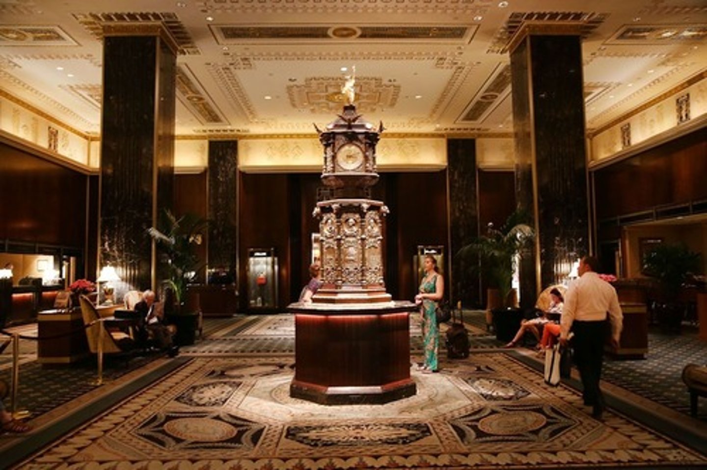 <p>art deco</p>